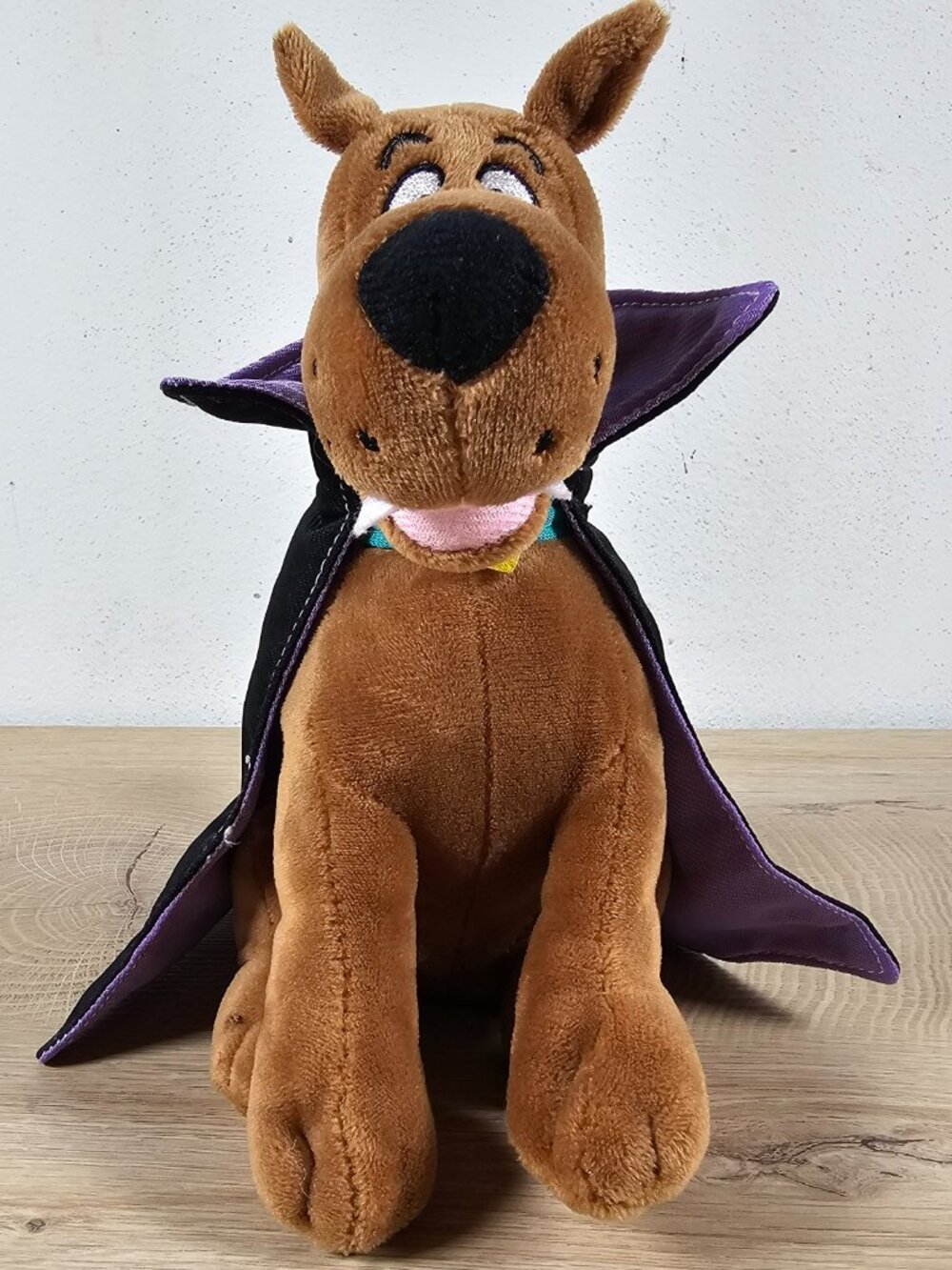 Ruz Scooby Doo in Vampire Costume Plush Stuffed Toy Halloween Black Cape 7.5" - Picture 4 of 10
